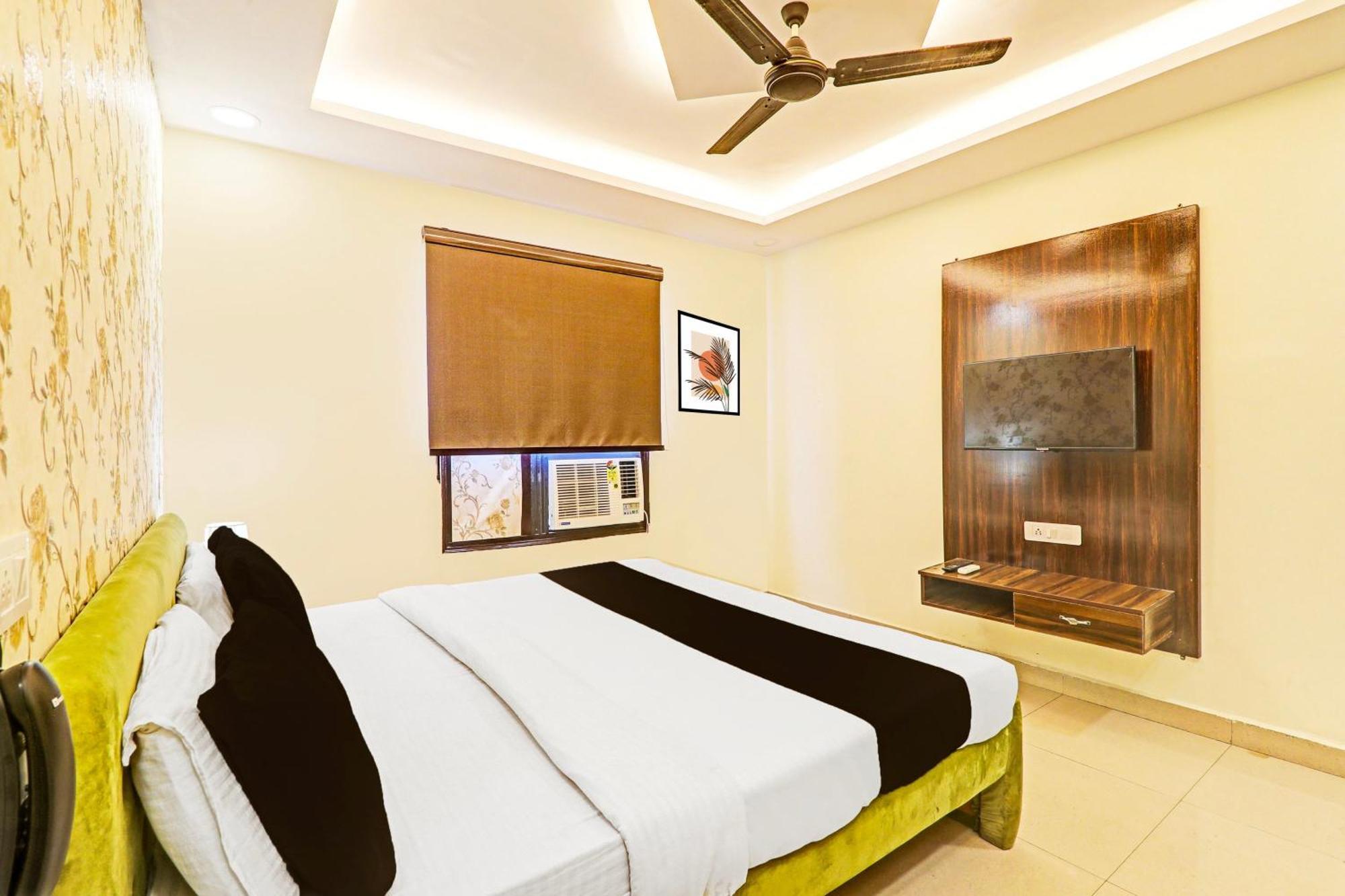 Super O Kathauta Jheel Malhaur Gomti Nagar 3* Lucknow