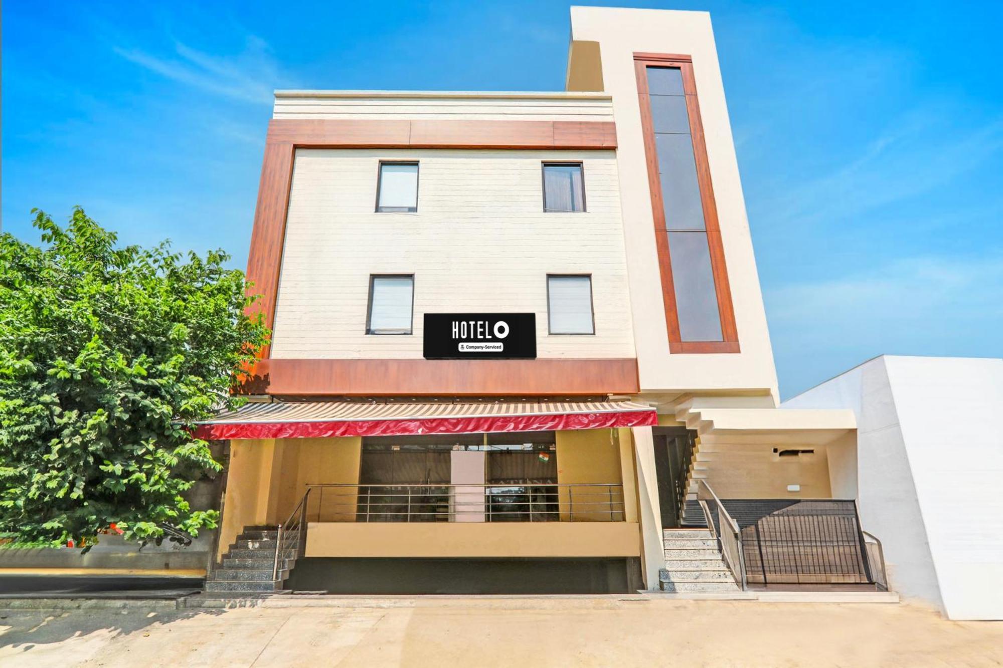 Super O Kathauta Jheel Malhaur Gomti Nagar Hotel